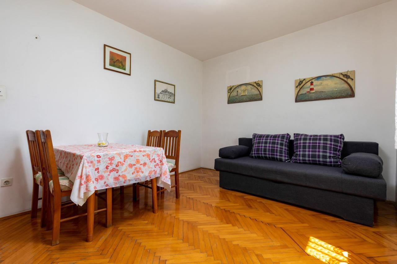 Apartments And Room Pergola Rovinj Kültér fotó