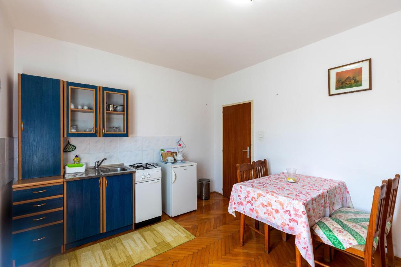 Apartments And Room Pergola Rovinj Kültér fotó