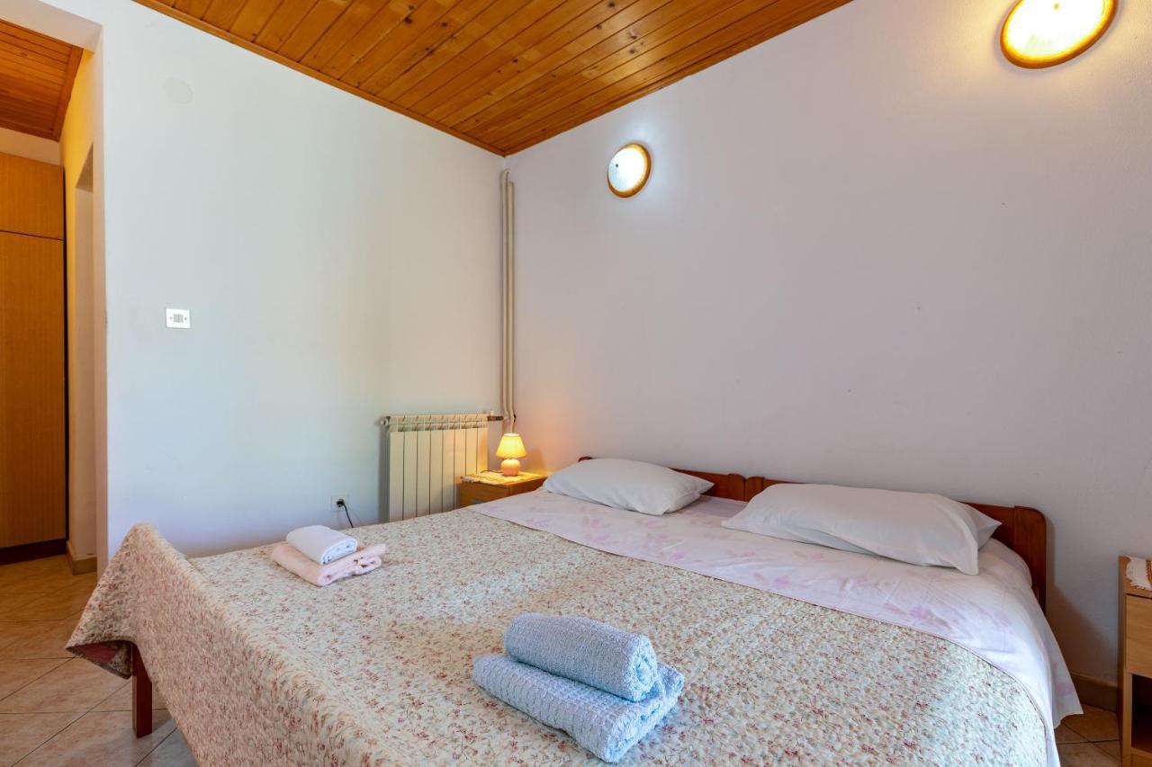 Apartments And Room Pergola Rovinj Kültér fotó