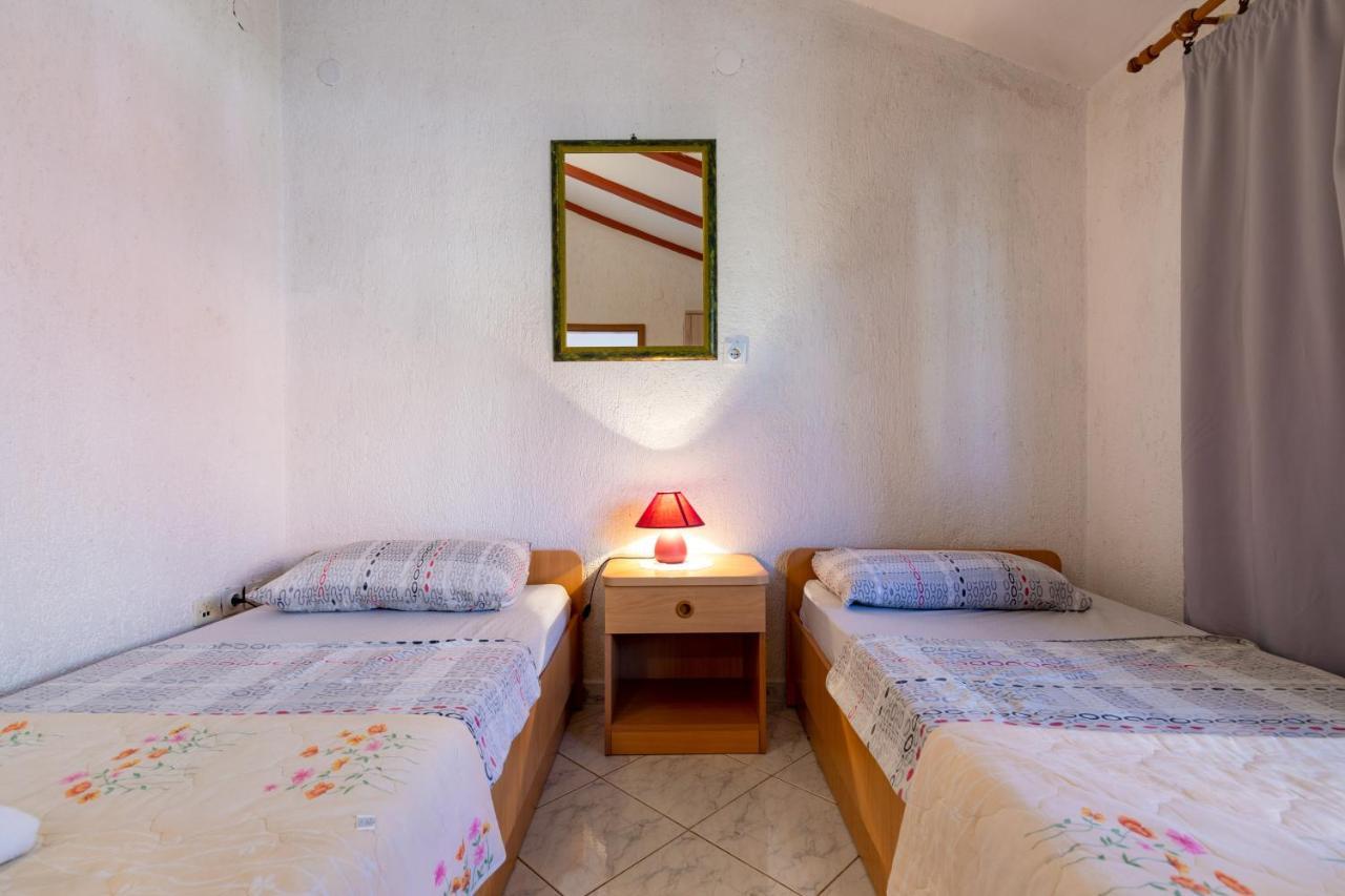 Apartments And Room Pergola Rovinj Kültér fotó