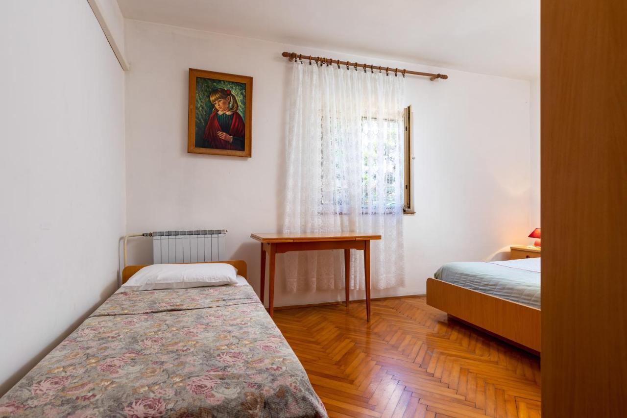 Apartments And Room Pergola Rovinj Kültér fotó